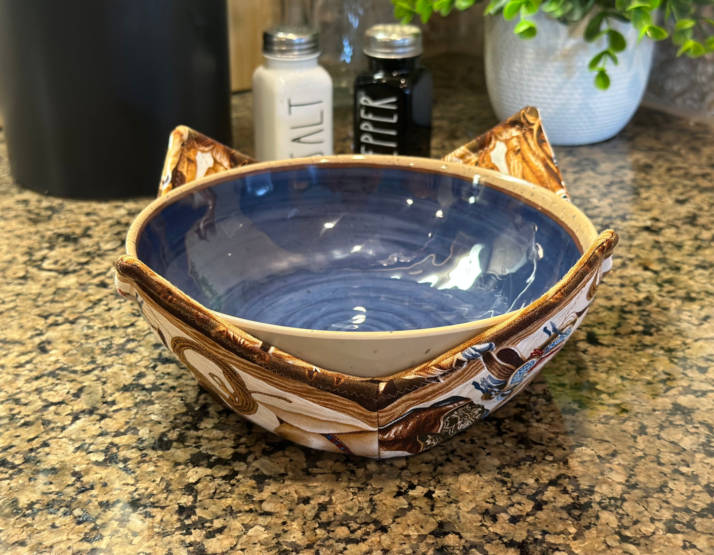 Horse Stable Microwave Bowl Cozy