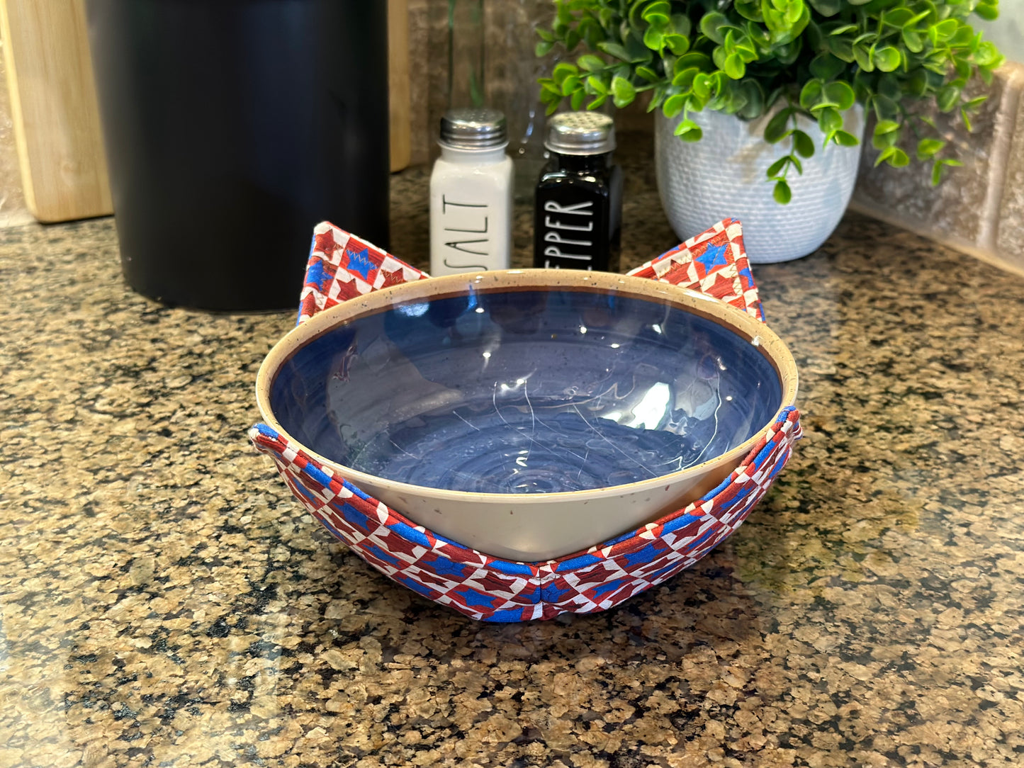Checkered Stars Microwave Bowl Cozy