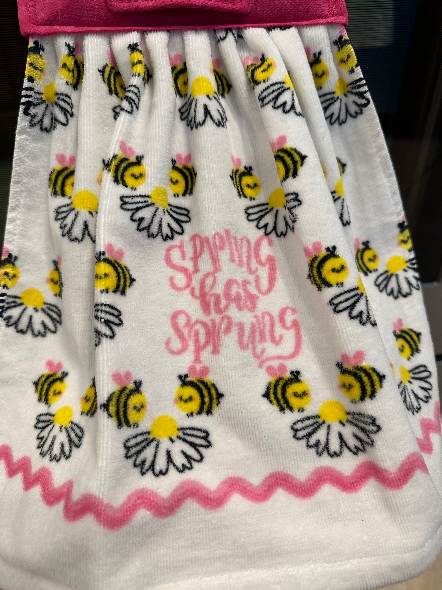 Spring Has Sprung + Bees Towel