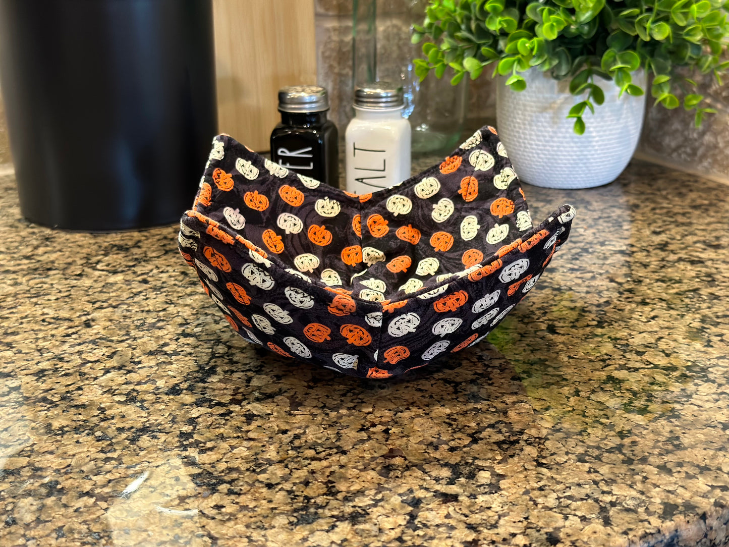 White and Orange Pumpkins Microwave Bowl Cozy