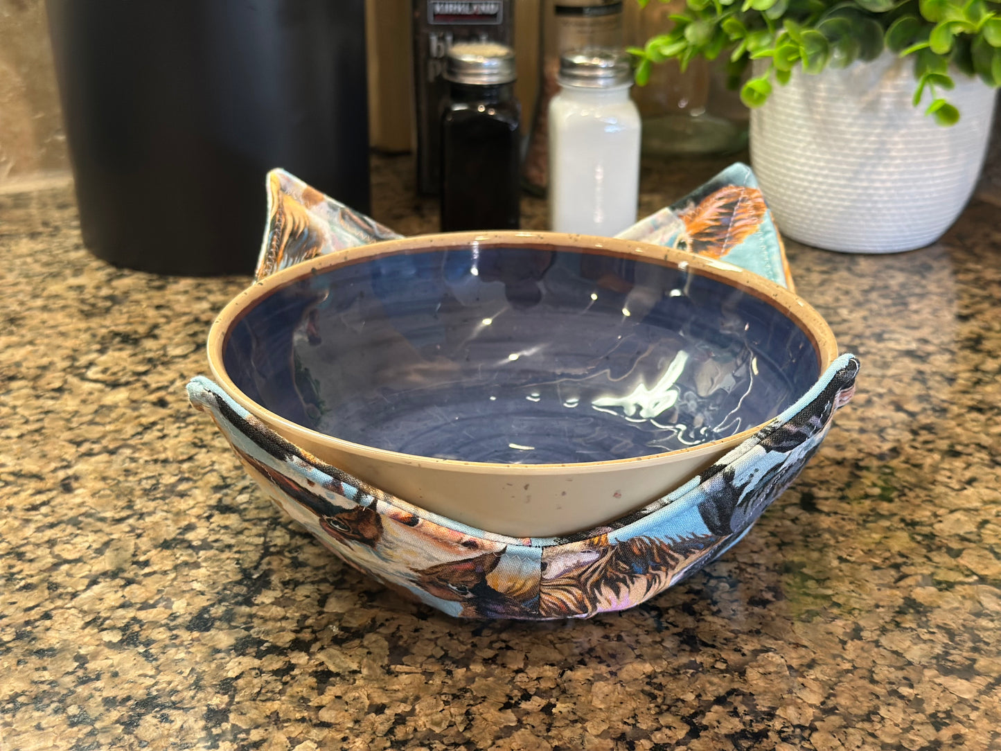 Highland Cow Microwave Bowl Cozy