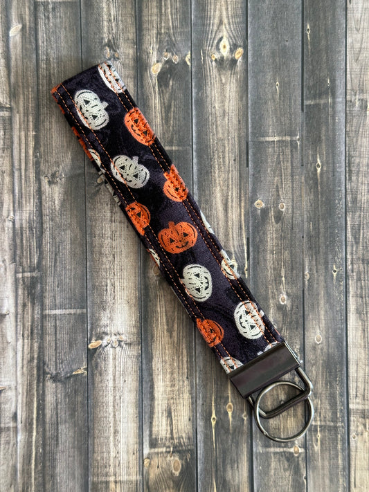 Jack-O-Lanterns Wristlet