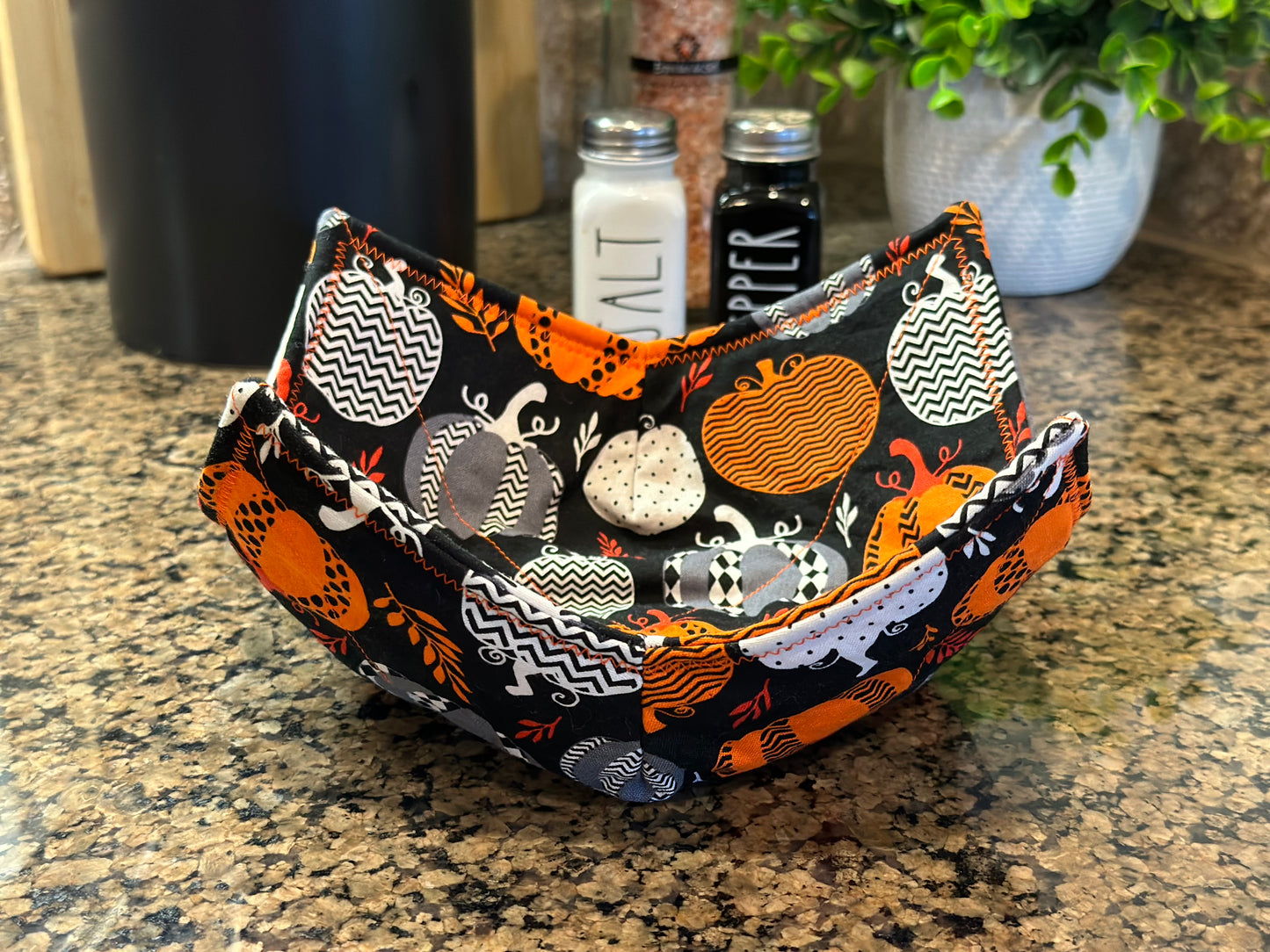 Carnival Pumpkins Microwave Bowl Cozy