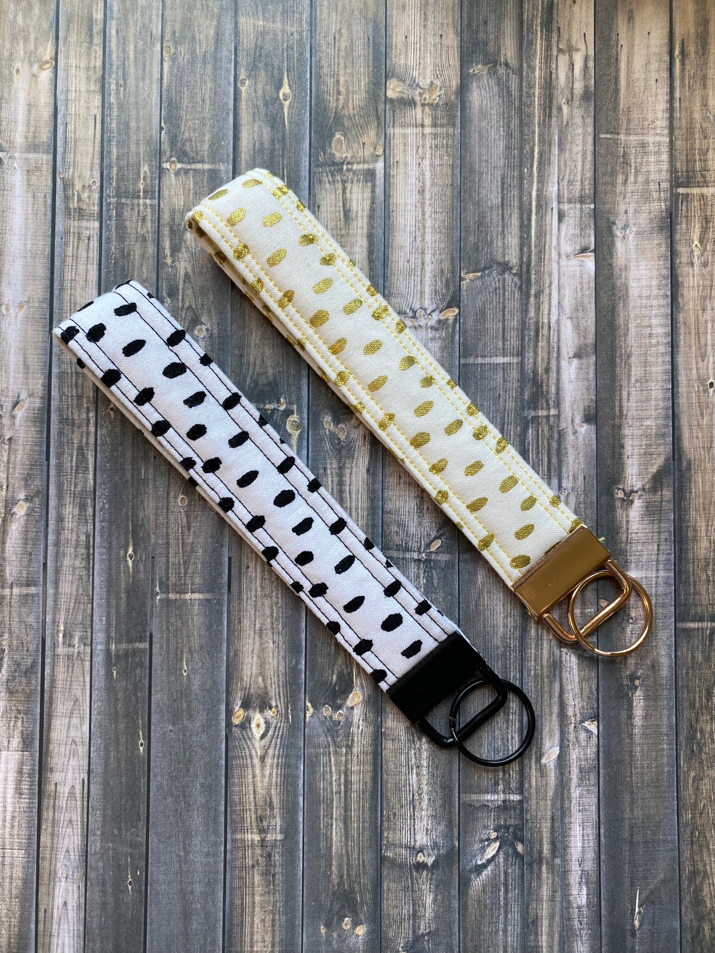 Dalmatian Wristlet