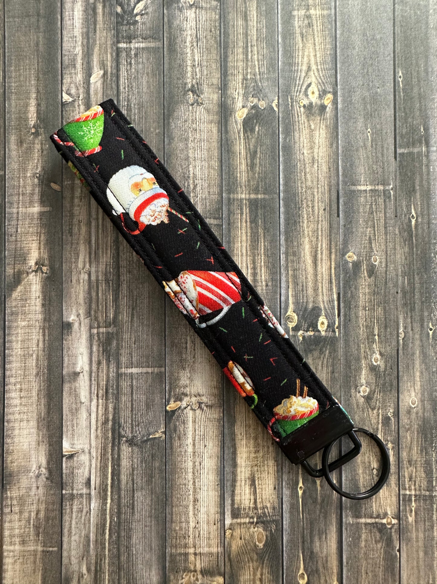 Christmas Mugs Wristlet