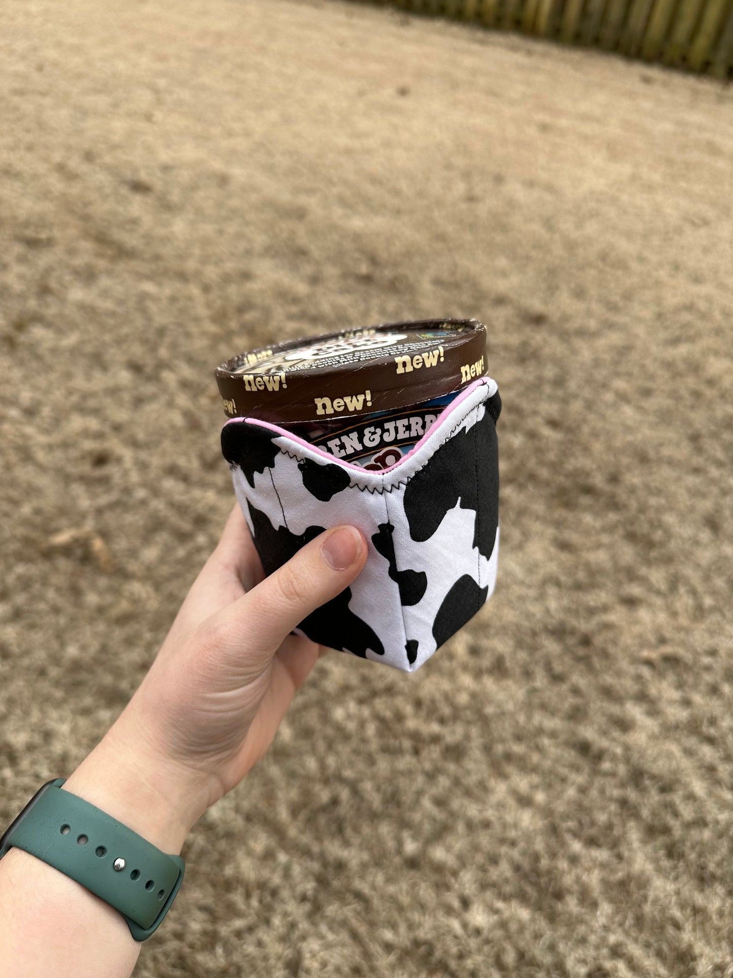 Victoria Pint Ice Cream Cozy