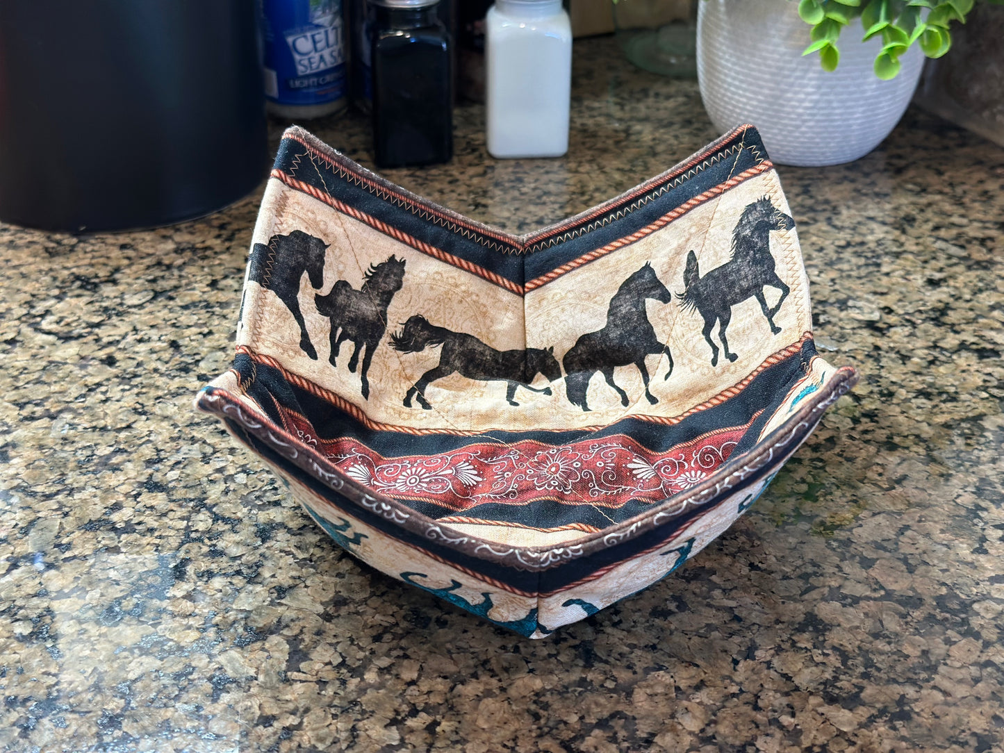 Western Wild Horses Microwave Bowl Cozy
