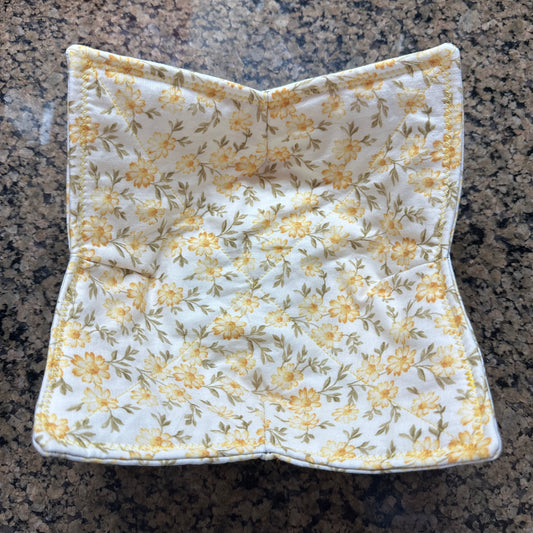 Yellow Daisies Microwave Bowl Cozy