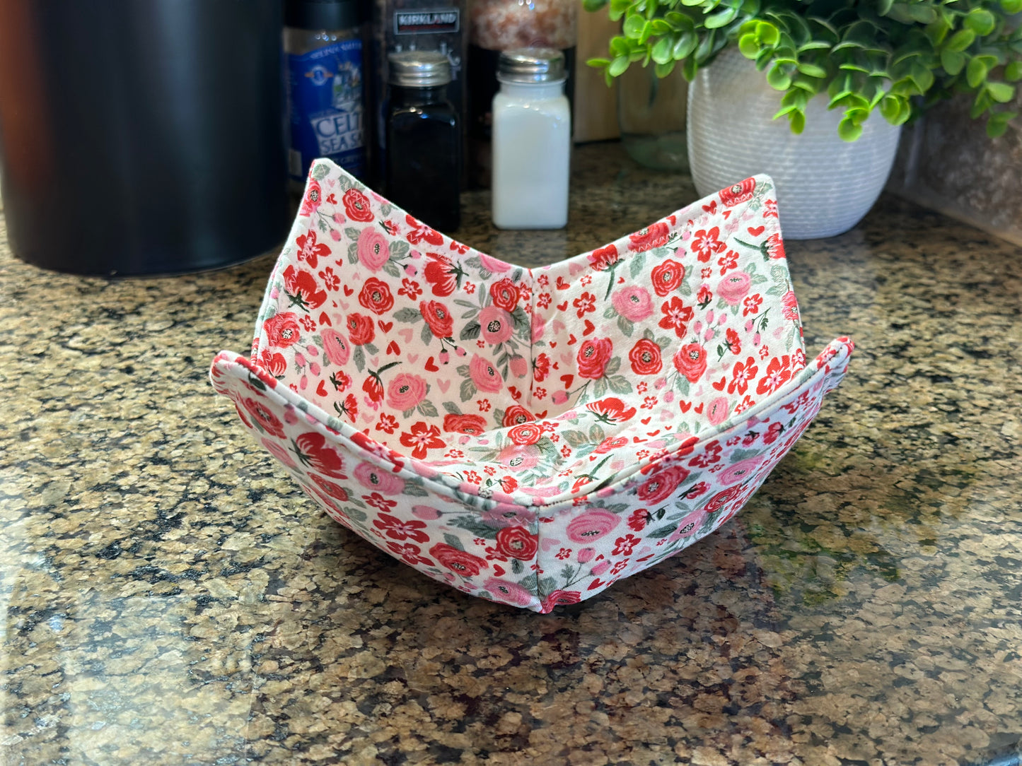 Roses + Hearts Microwave Bowl Cozy