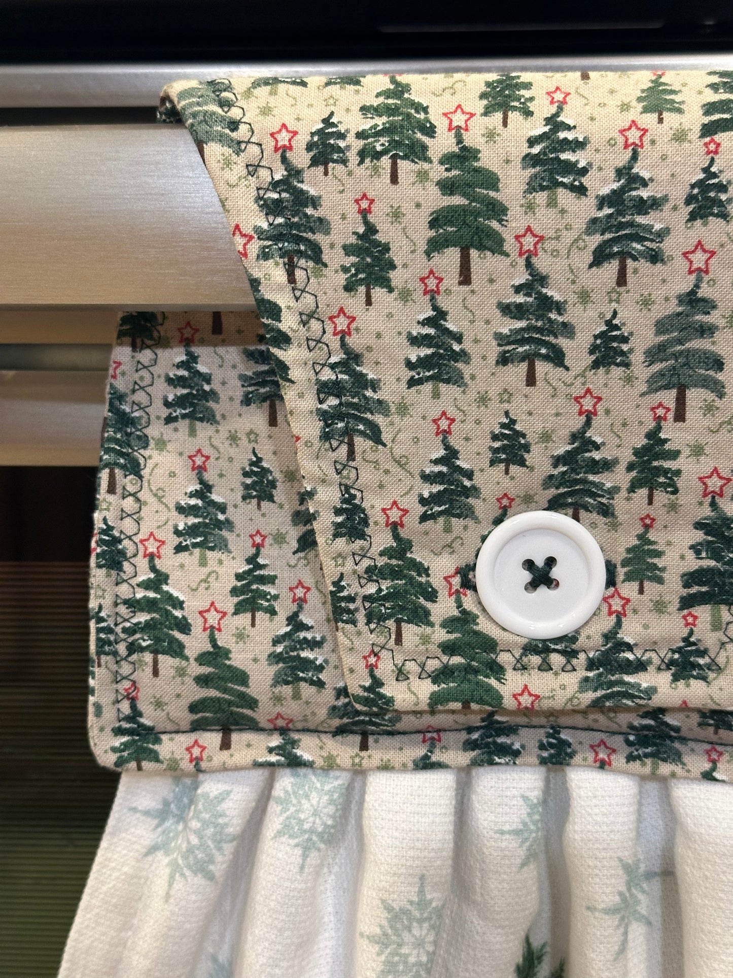 90’s Snowmen Towel