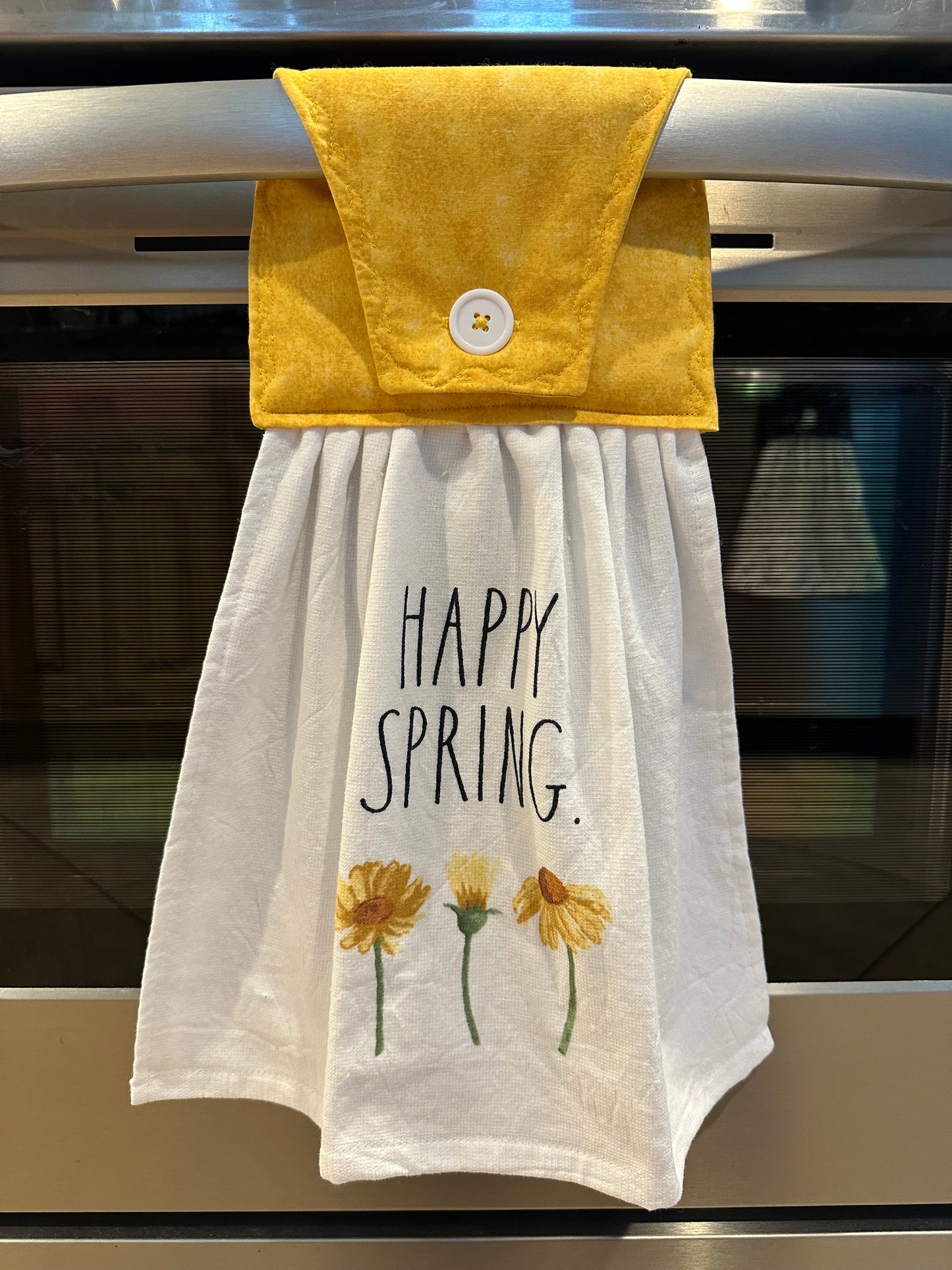 Happy Spring Daisy Towel