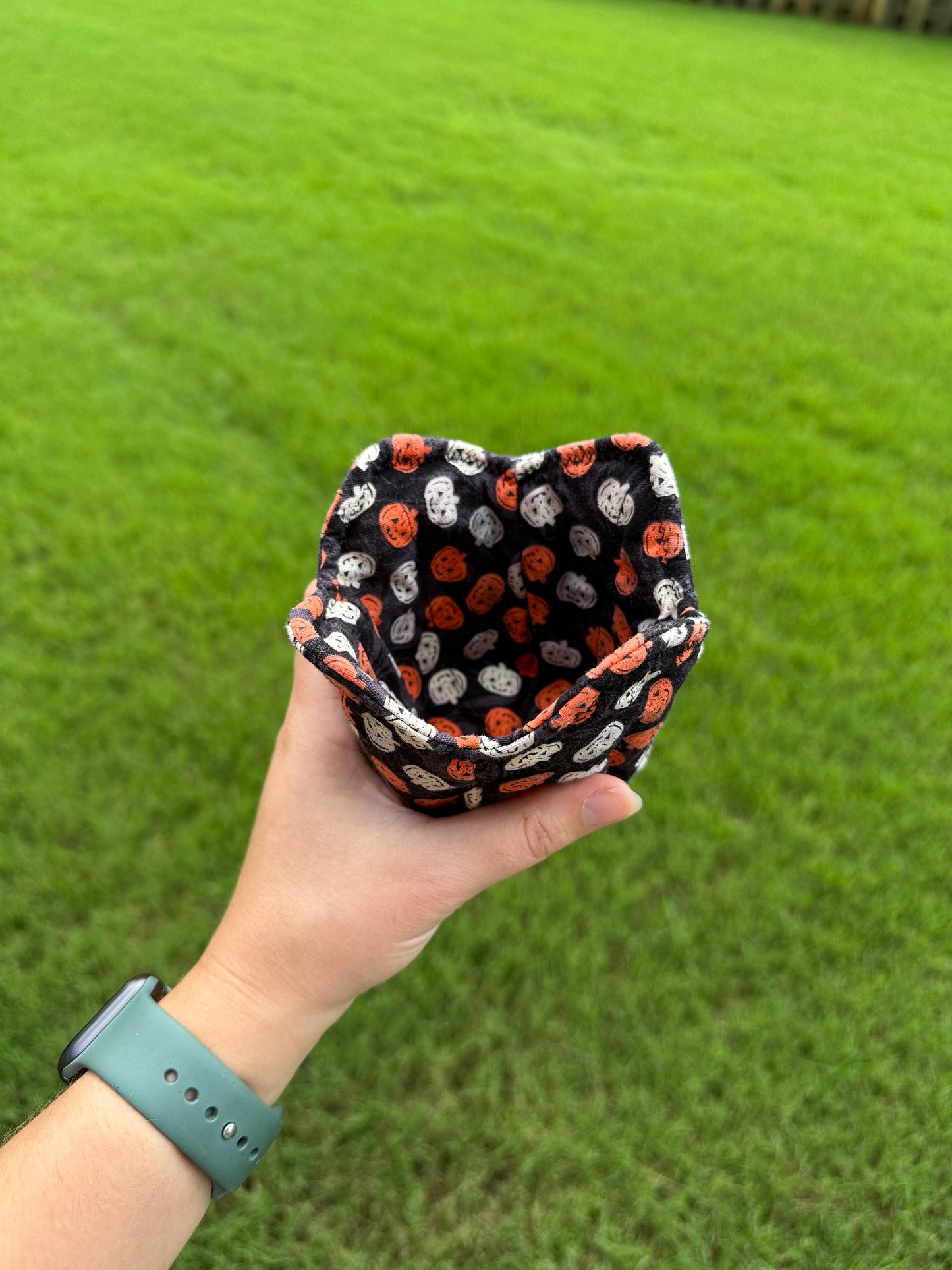 Jack-O-Lanterns Pint Size Cozy