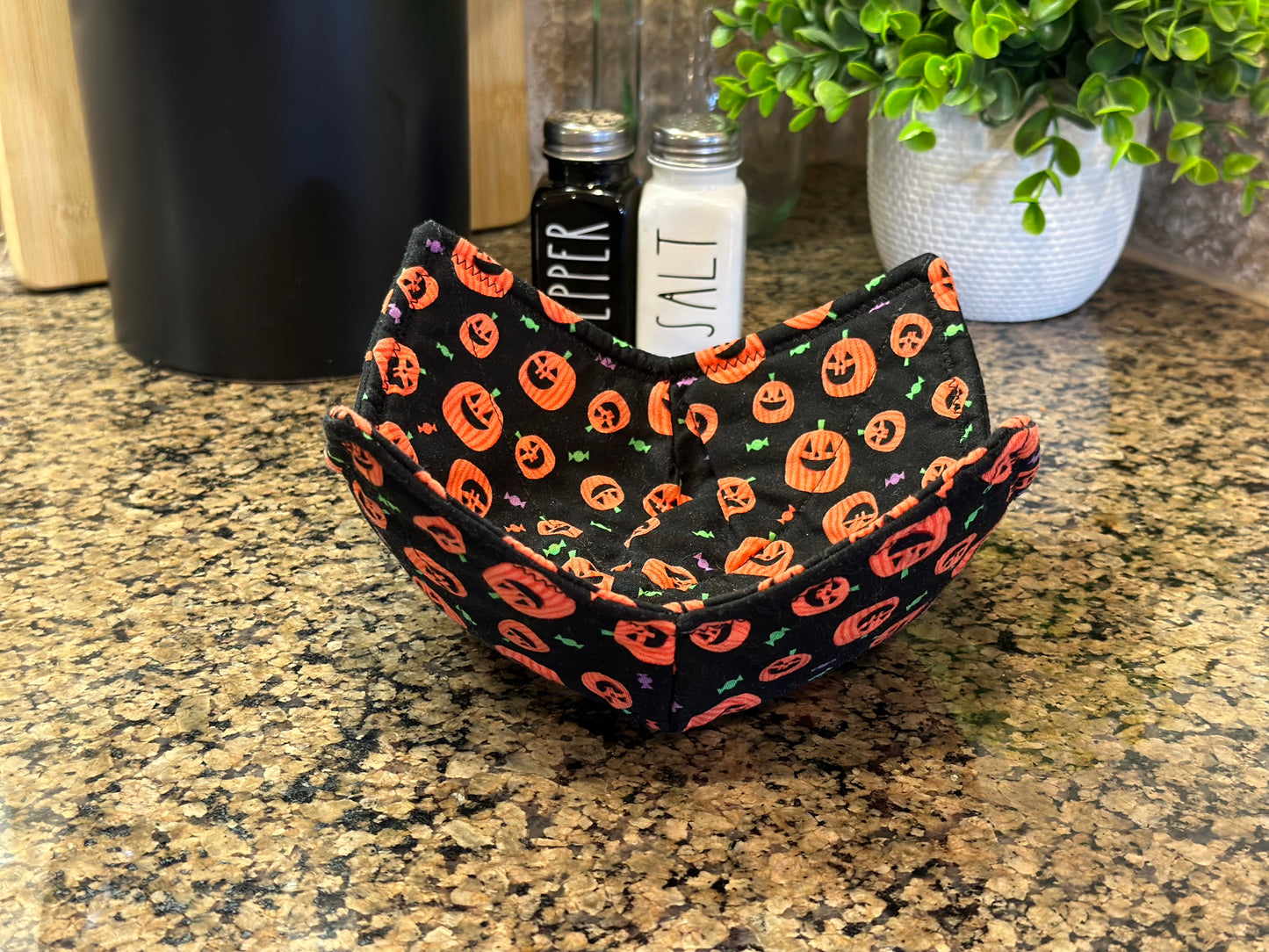 Candy Pumpkins Microwave Bowl Cozy