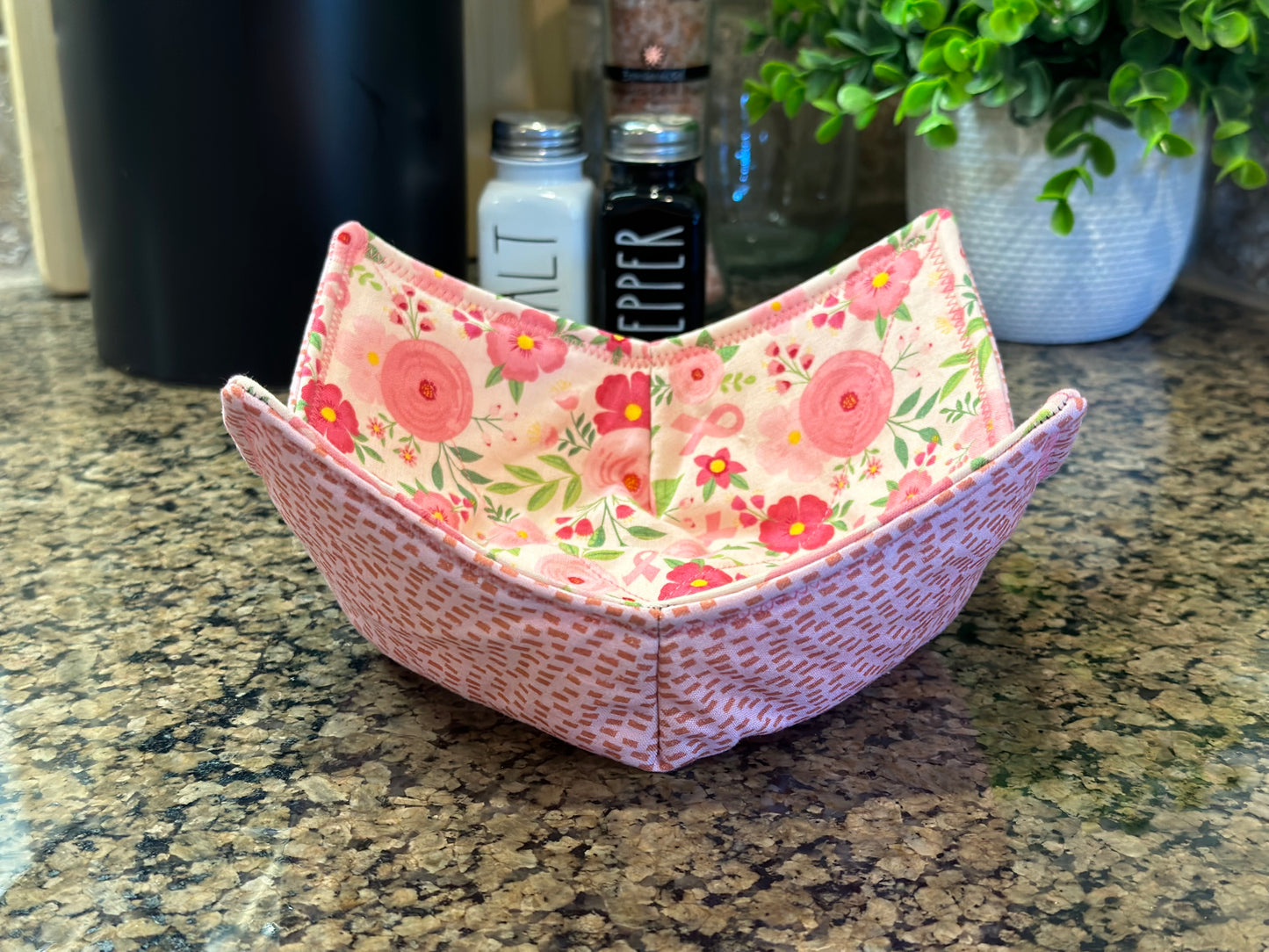 Pink Ribbon Microwave Bowl Cozy