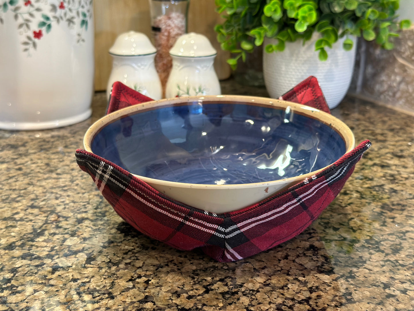 Large Red Plaid Microwave Bowl Cozy