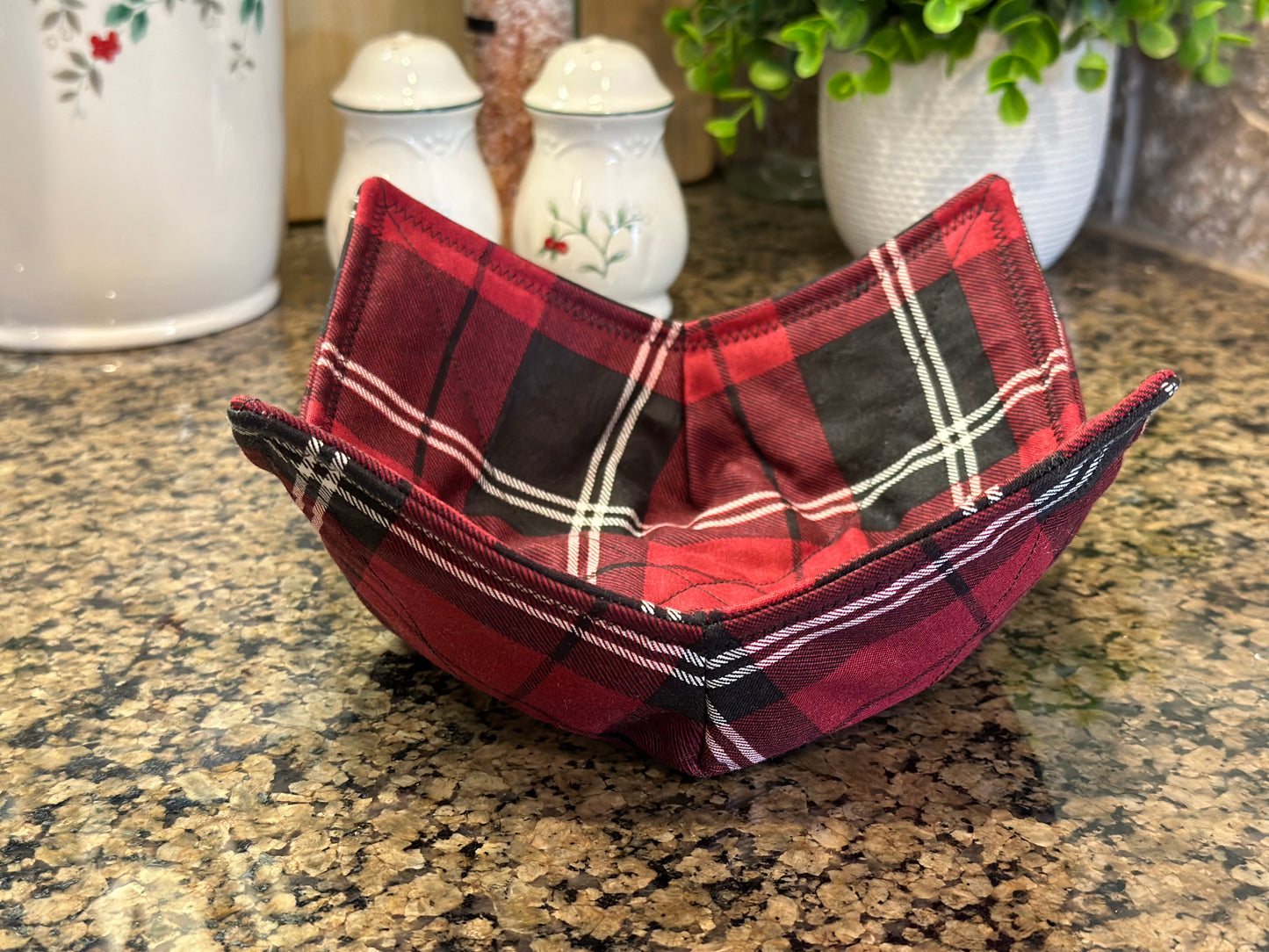 Large Red Plaid Microwave Bowl Cozy